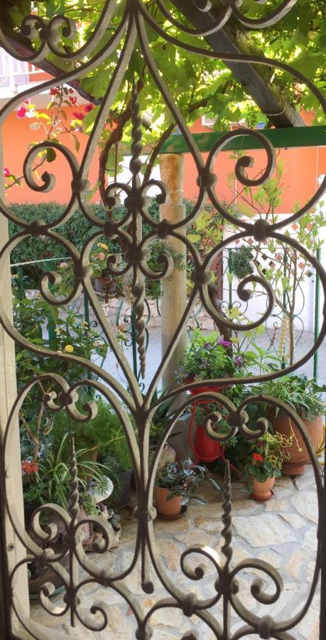 Vintage House For Rent 60M From Sea Apartment Baska Voda Ngoại thất bức ảnh